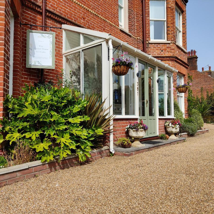 The Corner House Bed and Breakfast Lowestoft Exteriör bild