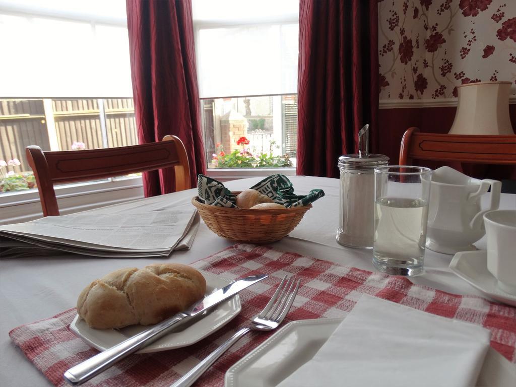 The Corner House Bed and Breakfast Lowestoft Exteriör bild